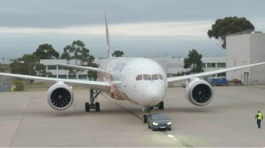 Tesla Model X broke a record by unbelievably towing a massive Boeing 787-9 Dreamliner in Australia